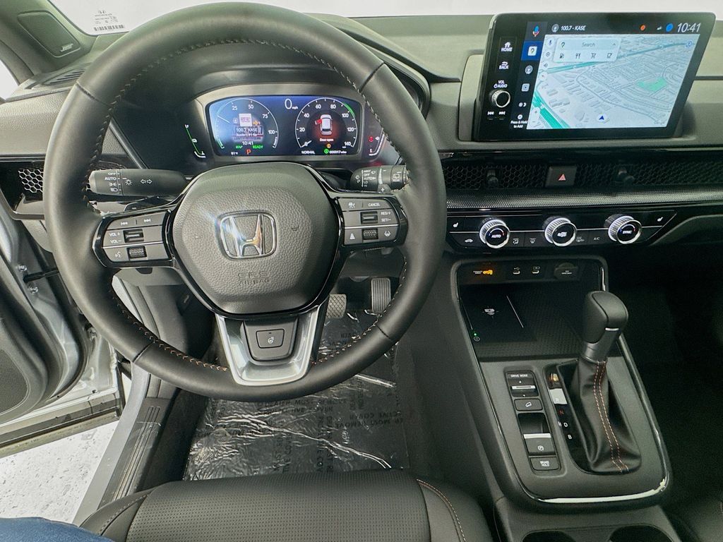 2026 Honda CR-V Hybrid Sport Touring photo 4
