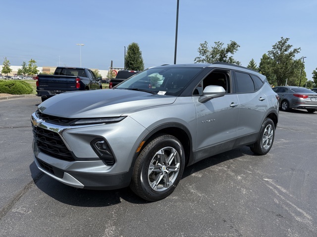 2023 Chevrolet Blazer 2LT photo 3
