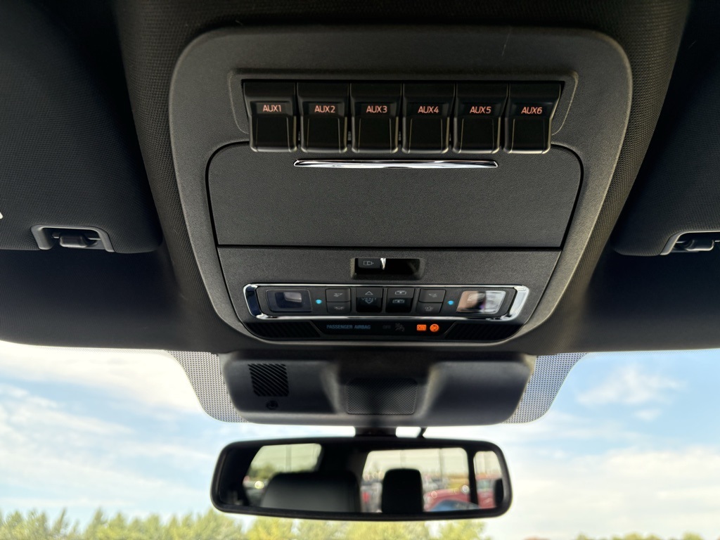 2026 Ford F-350 Platinum photo 14