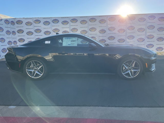 2026 Ford Mustang EcoBoost's photo