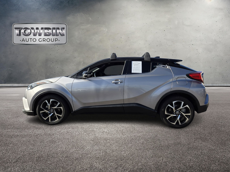 2019 Toyota C-HR Limited photo 7