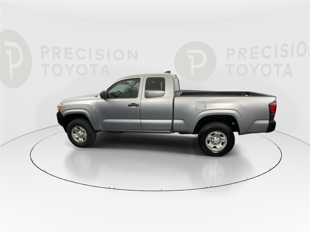 2022 Toyota Tacoma SR 4x4 Access Cab photo 12