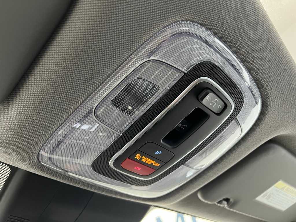 2025 Hyundai Elantra SEL Convenience photo 26