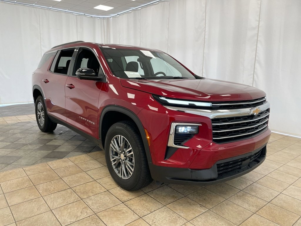2025 Chevrolet Traverse photo 32