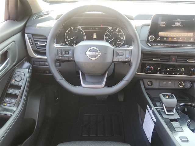 2026 Nissan Rogue SV photo 8