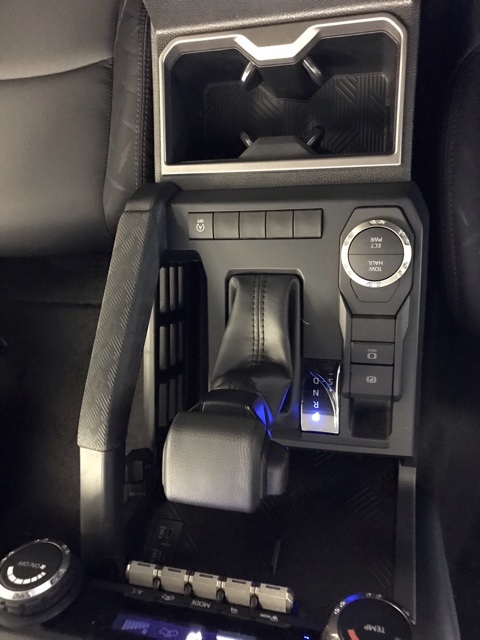 2025 Toyota Tacoma SR5 Double Cab photo 18