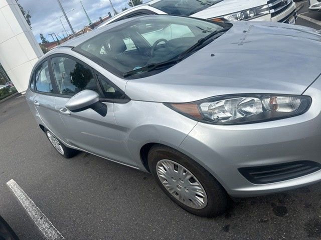 2019 Ford Fiesta S photo 2
