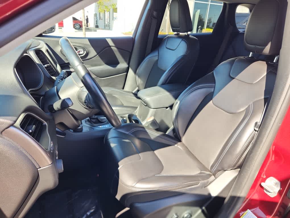 2019 Jeep Cherokee Latitude photo 9
