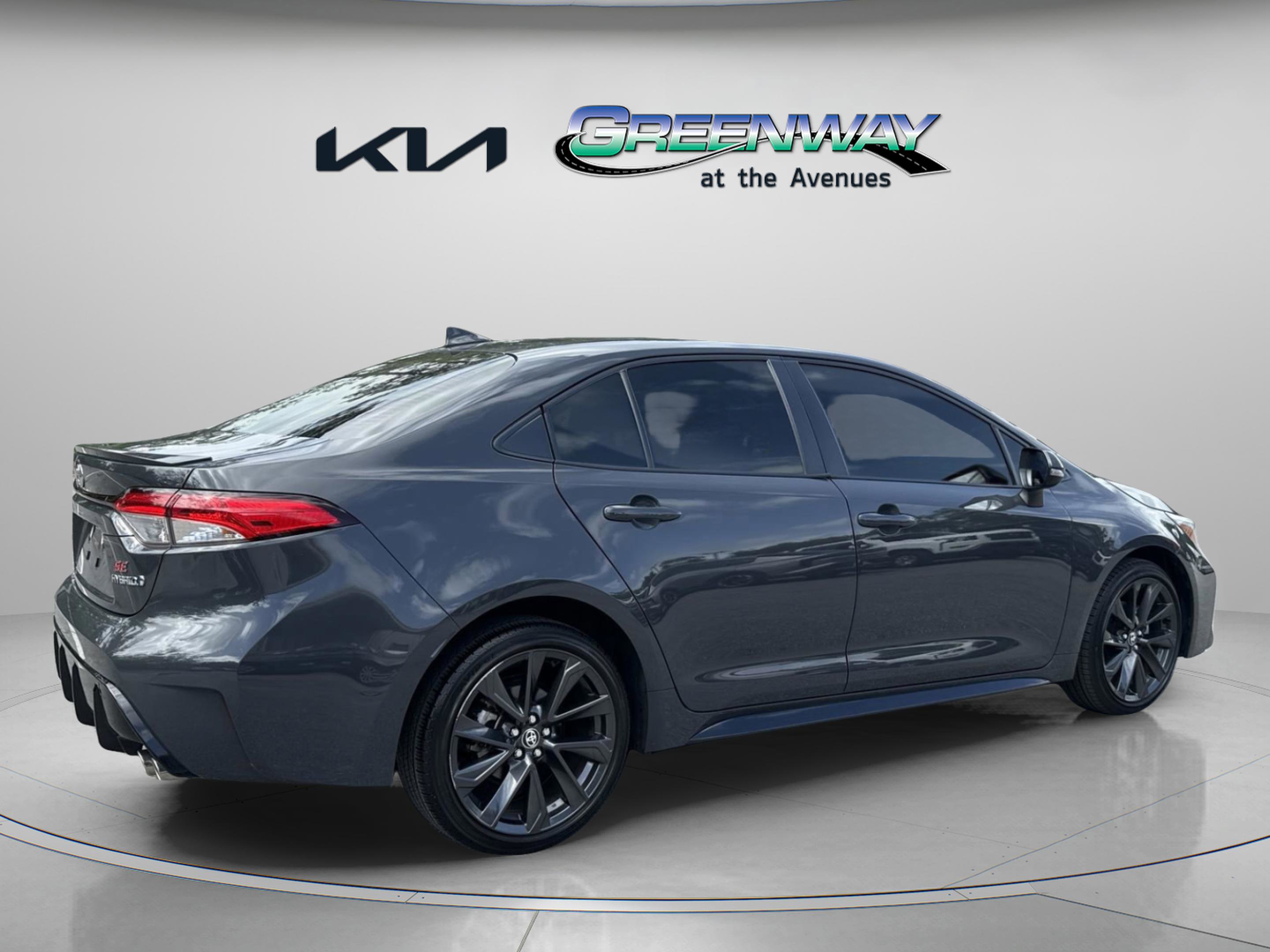 2024 Toyota Corolla SE photo 4