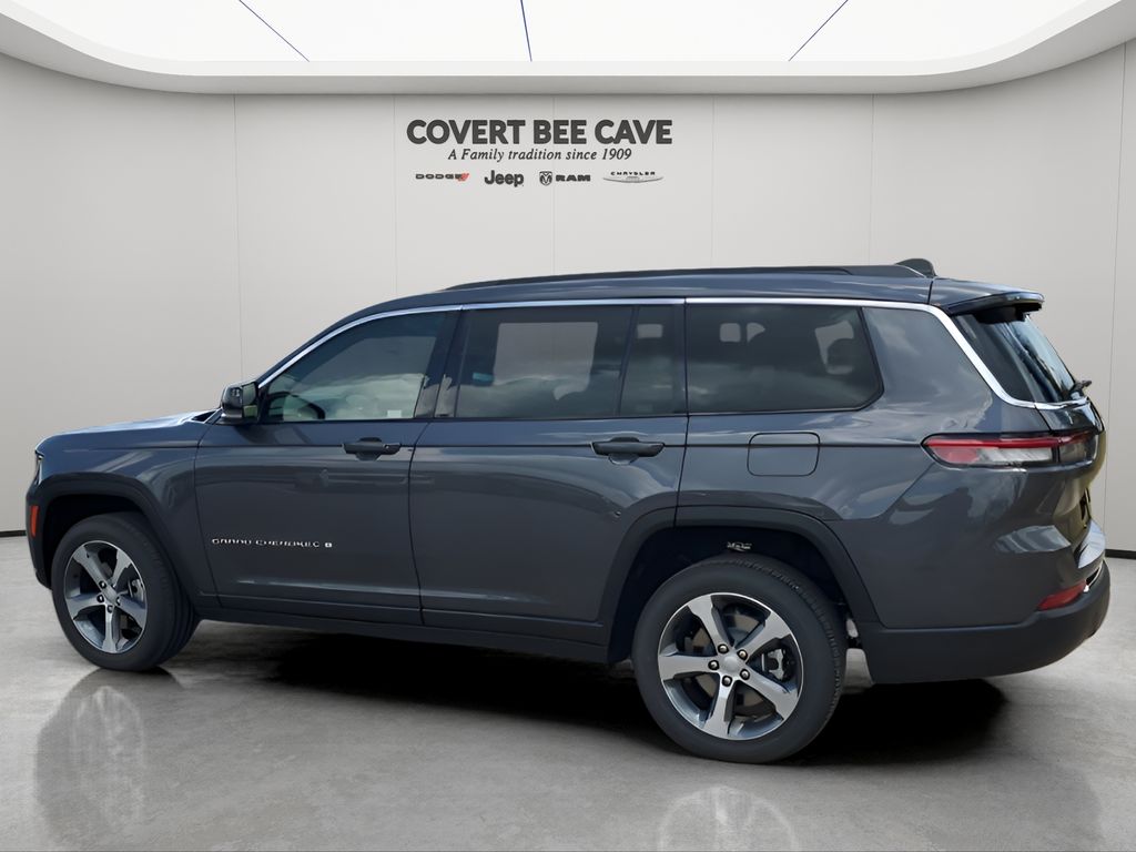 2025 Jeep Grand Cherokee Limited photo 4