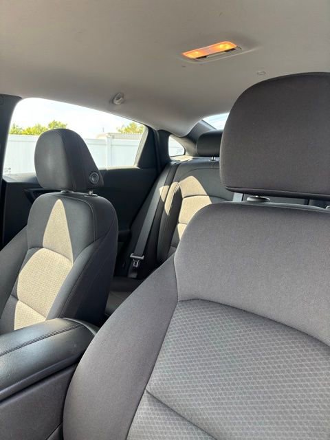 2022 Chevrolet Malibu 1LT photo 9