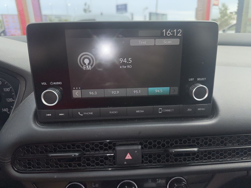 2024 Honda HR-V LX photo 4