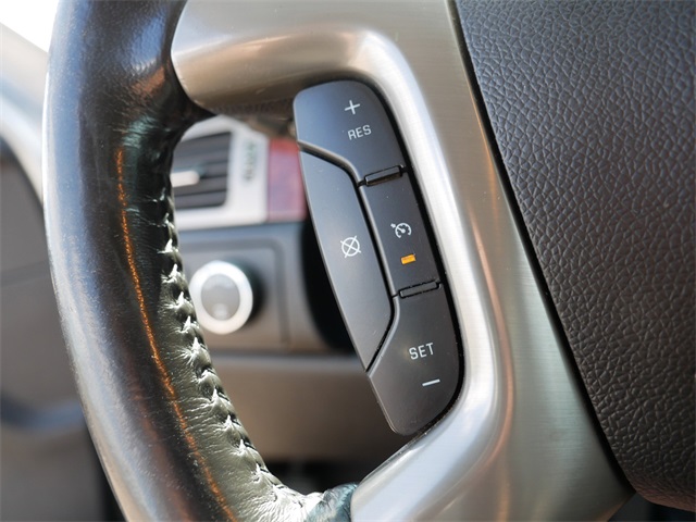 2013 Chevrolet Tahoe LT photo 26