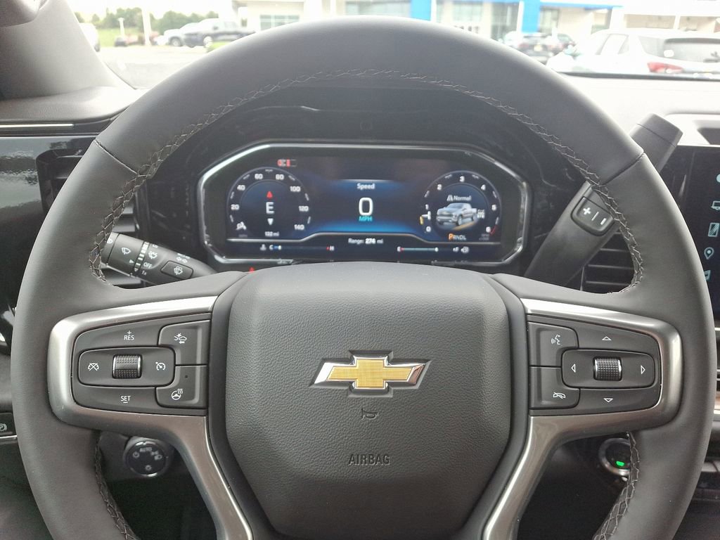 2025 Chevrolet Silverado 1500 LT photo 7