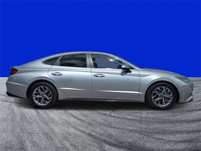 2020 Hyundai Sonata SEL photo 2