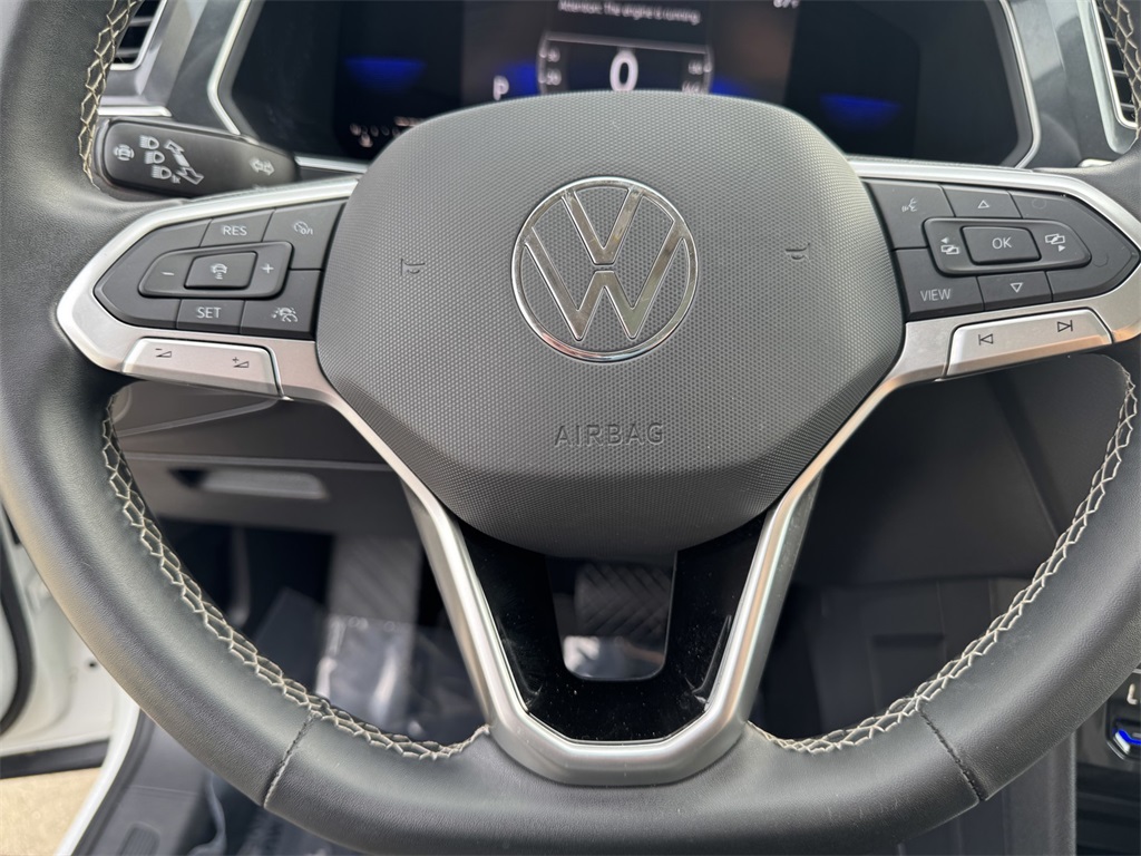 2022 Volkswagen Tiguan SE photo 22