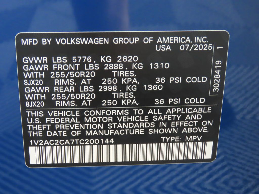 2026 Volkswagen Atlas Cross Sport SEL R-Line photo 30