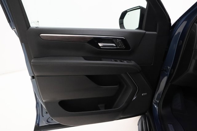 2026 Chevrolet Tahoe Premier photo 6