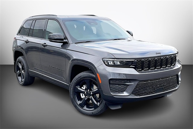 2025 Jeep Grand Cherokee Altitude's photo