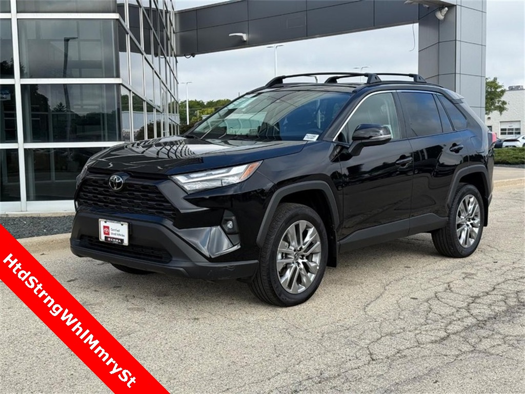 2024 Toyota RAV4 XLE Premium photo 3