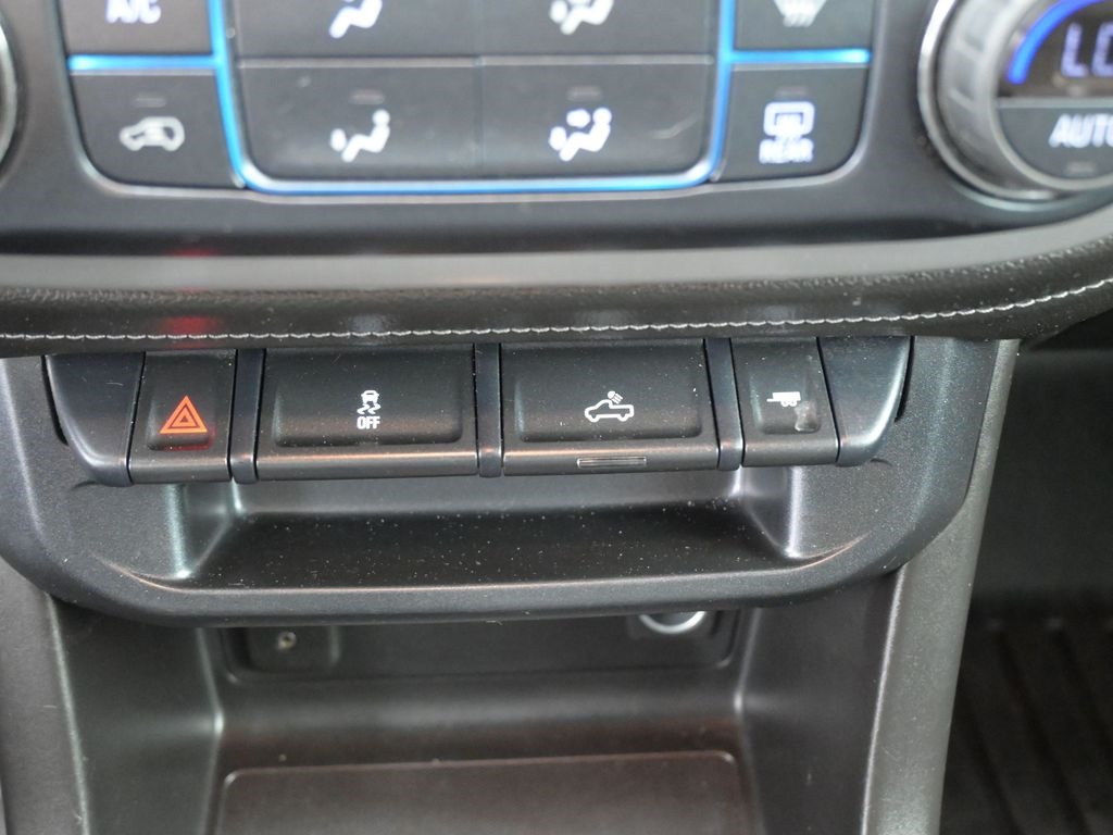 2018 Gmc Canyon SLE photo 9