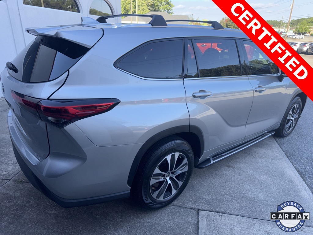 2021 Toyota Highlander XLE photo 5