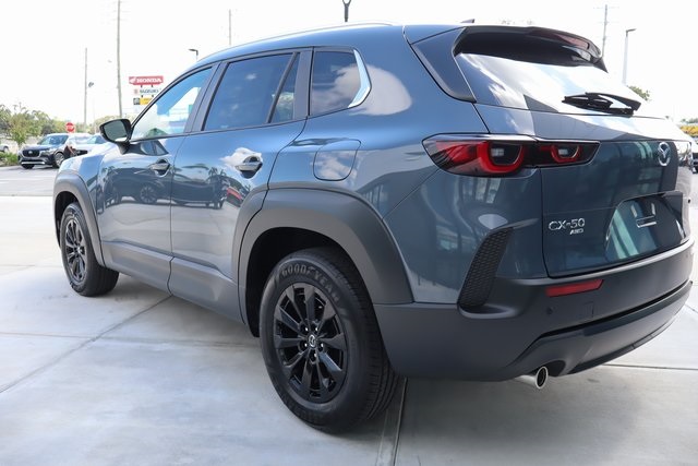 2026 Mazda CX-50 2.5 Preferred photo 4