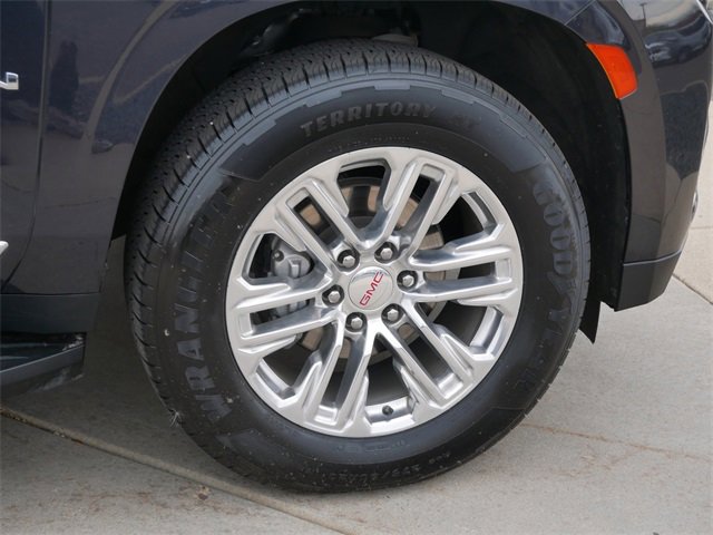 2023 Gmc Yukon SLT photo 8