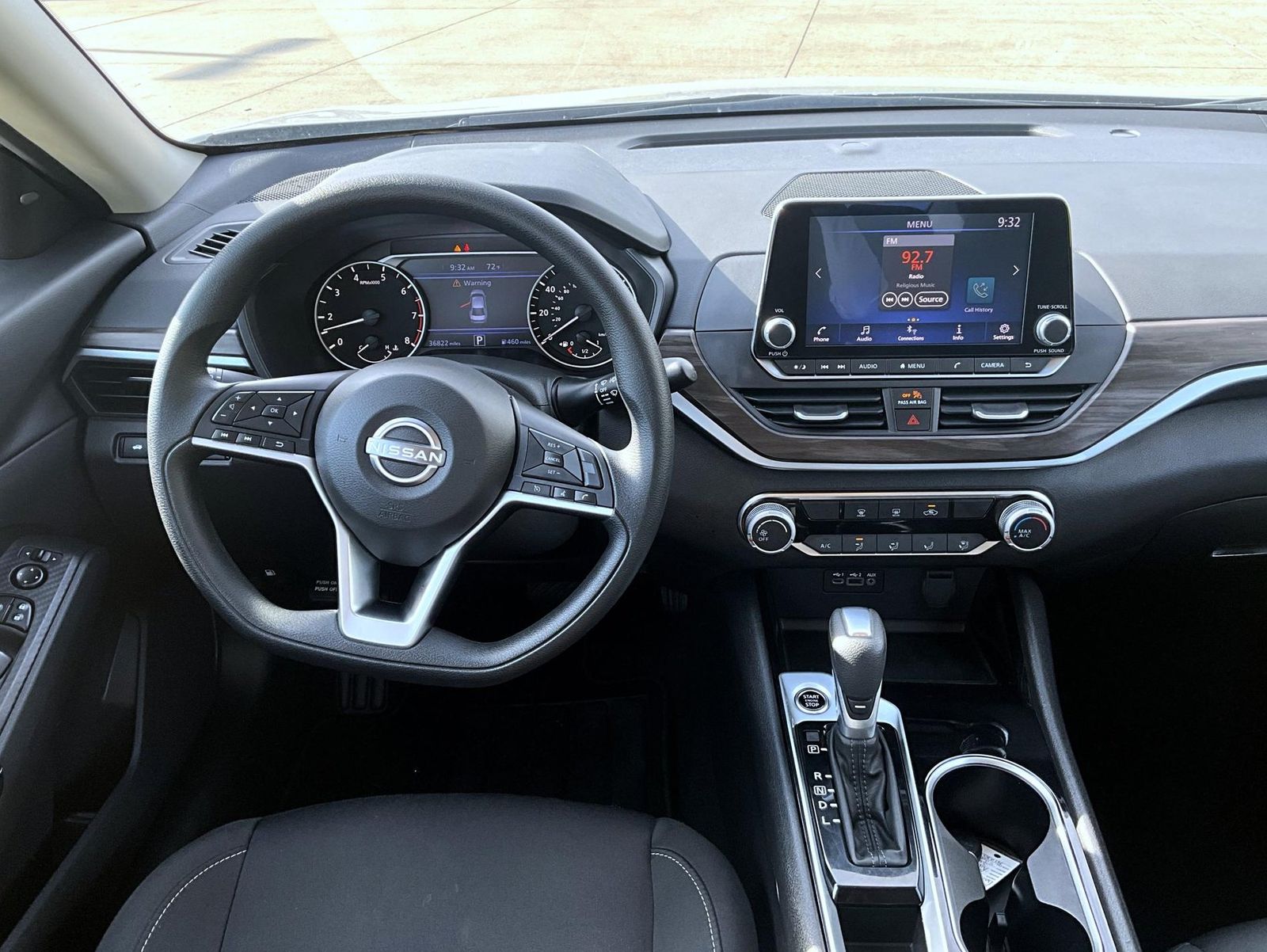 2024 Nissan Altima 2.5 SV photo 13