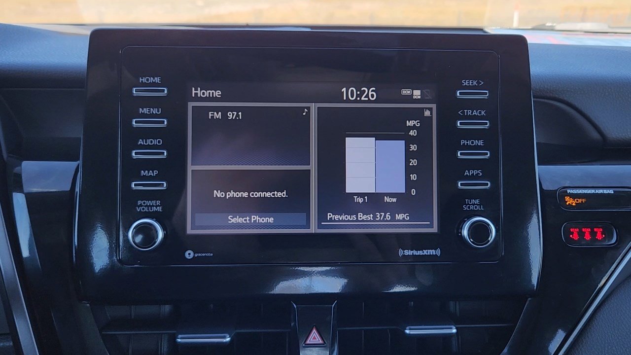 2024 Toyota Camry SE photo 13