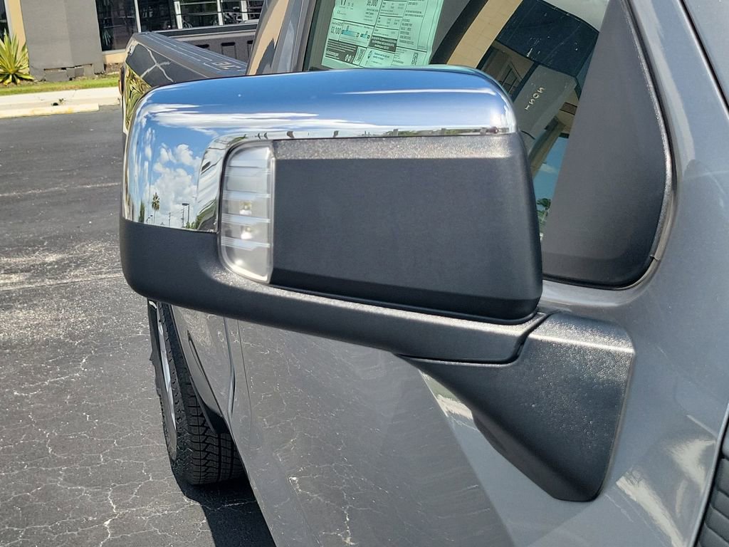 2025 Gmc Sierra Base photo 21