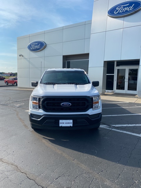 2022 Ford F-150 XL photo 2