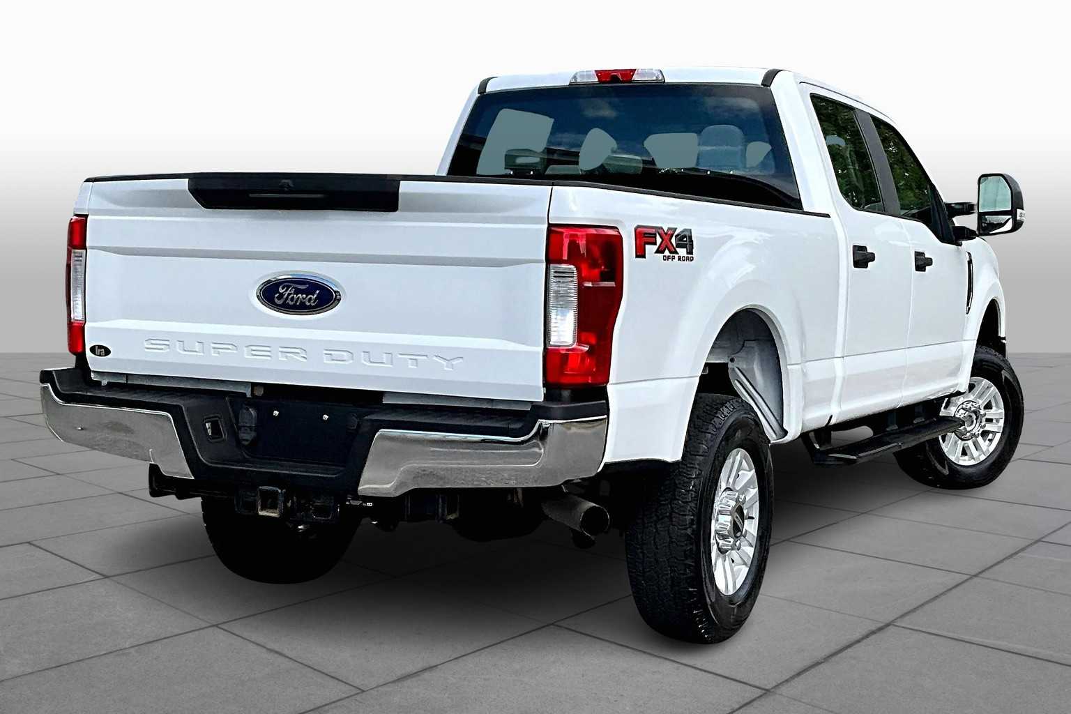 2019 Ford F-250 XL photo 11