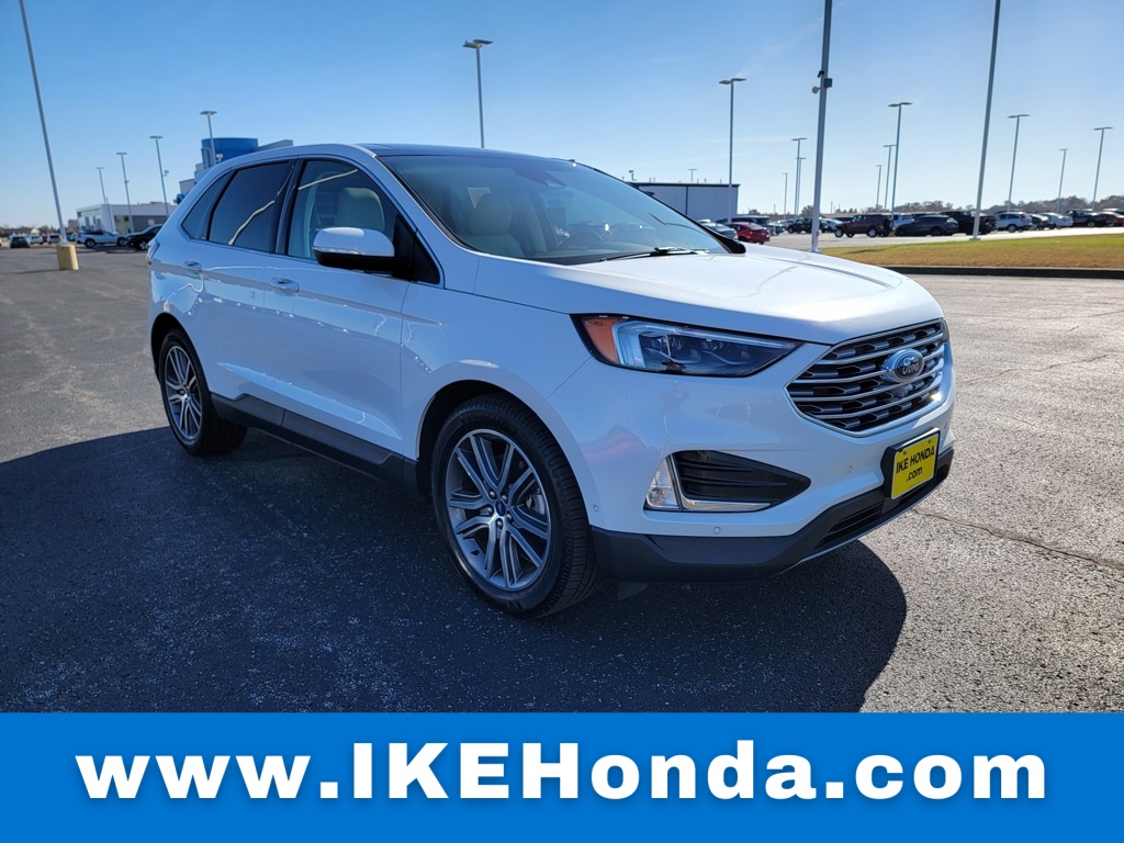 2020 Ford Edge Titanium's photo