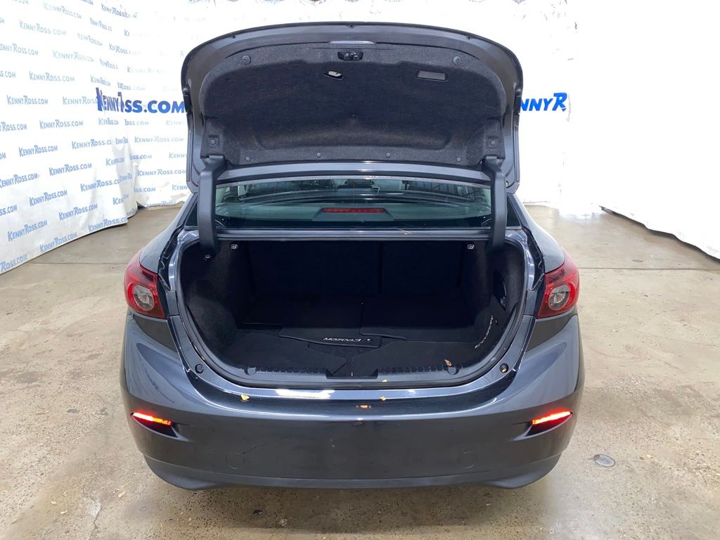 2016 Mazda Mazda3 Touring photo 12