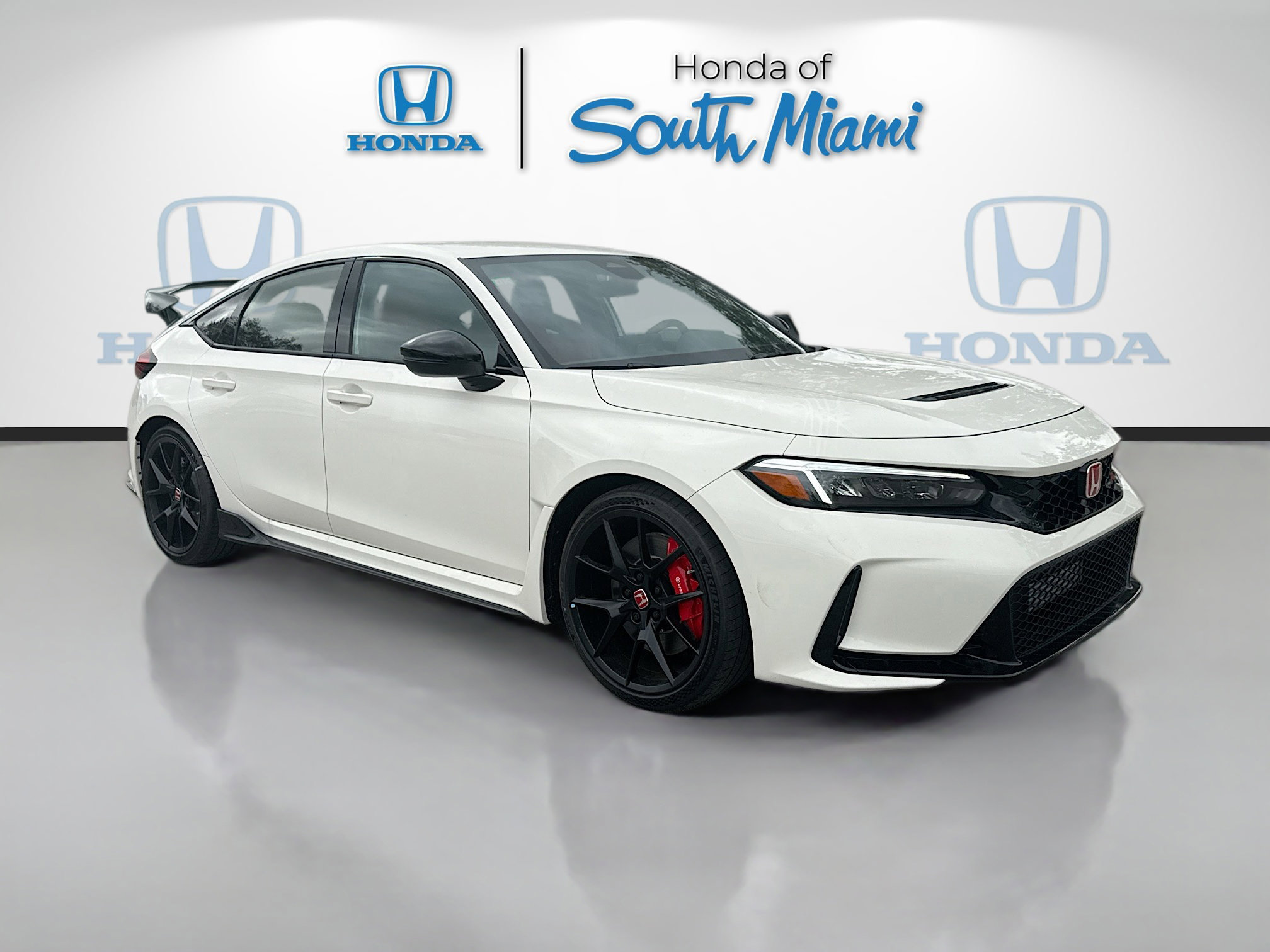 2025 Honda Civic Hatchback Type-R's photo