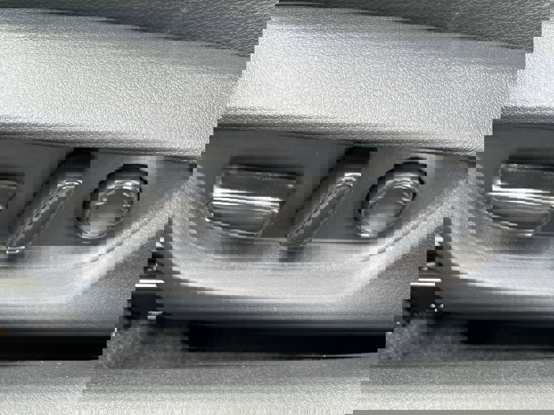 2026 Toyota Camry SE photo 15