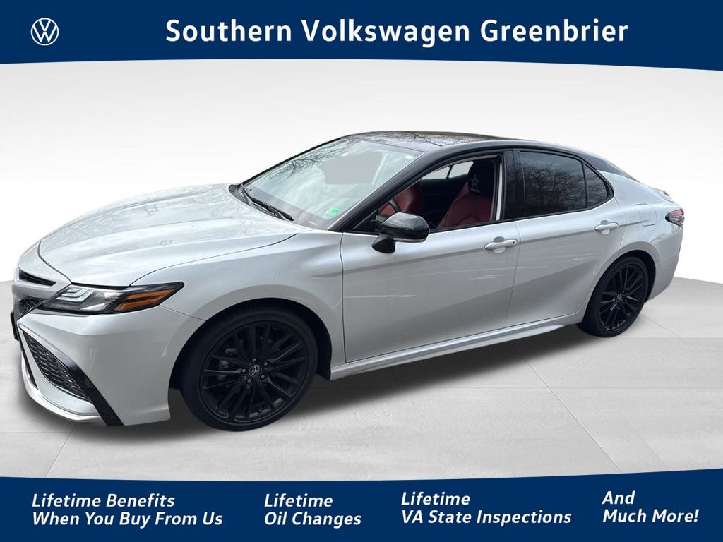 2023 Toyota Camry XSE's photo