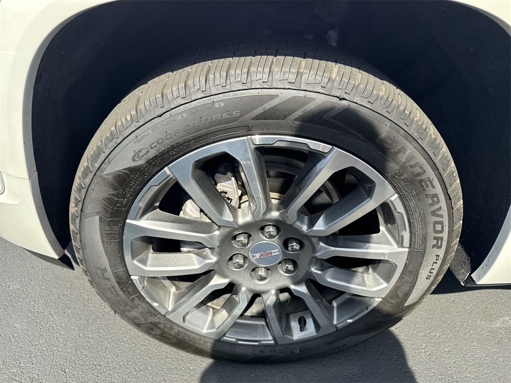 2021 Gmc Acadia Denali photo 16
