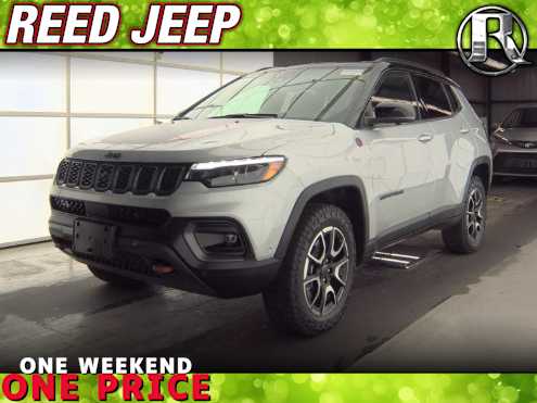 2025 Jeep Compass Trailhawk's photo