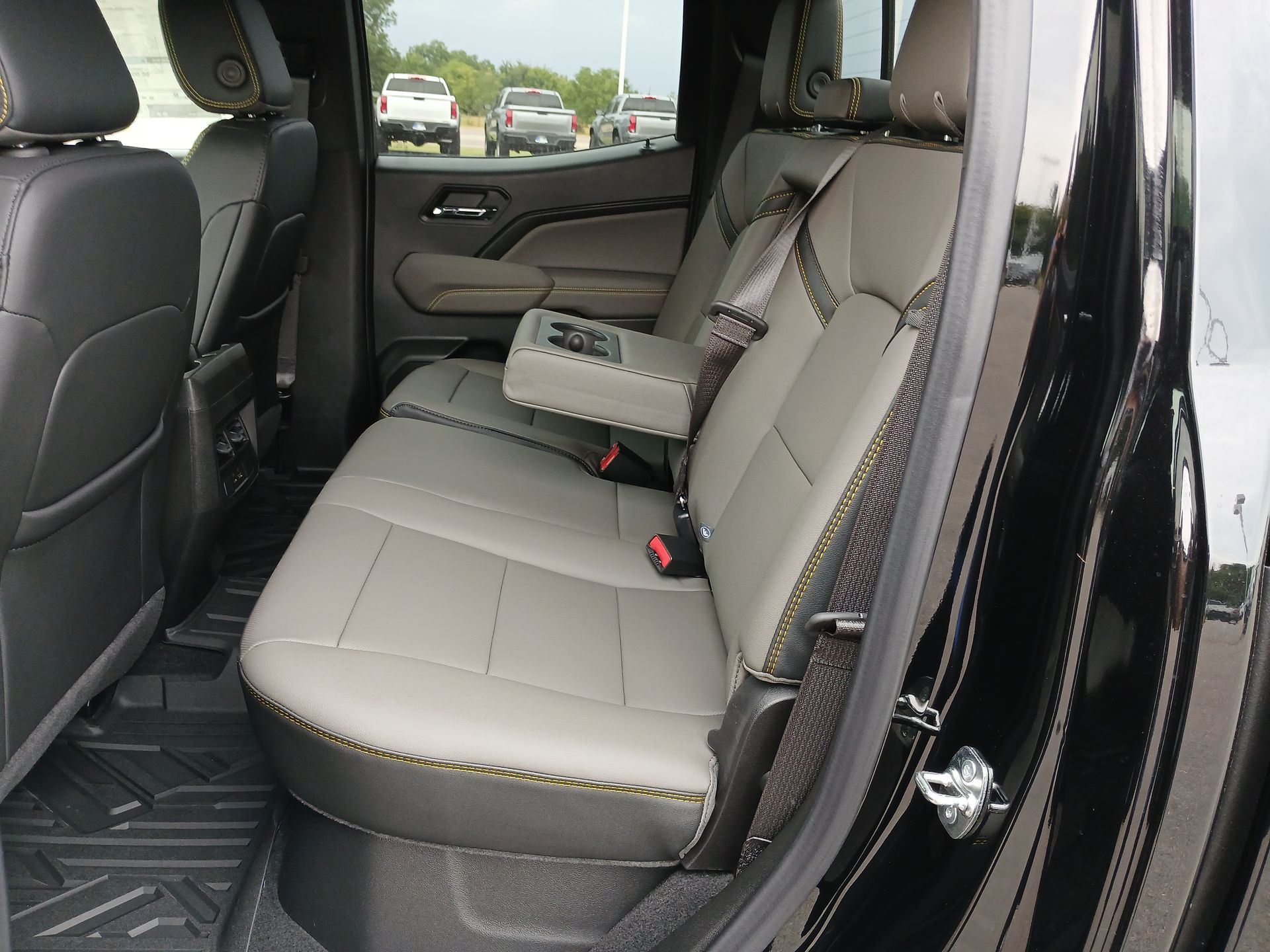 2026 Chevrolet Colorado ZR2 photo 23