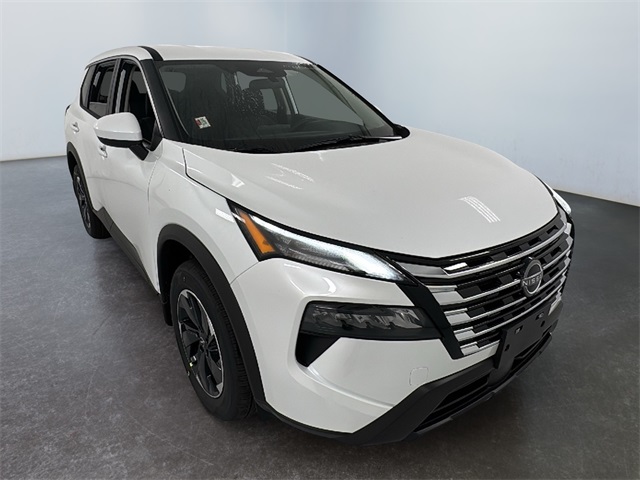 2026 Nissan Rogue SV's photo