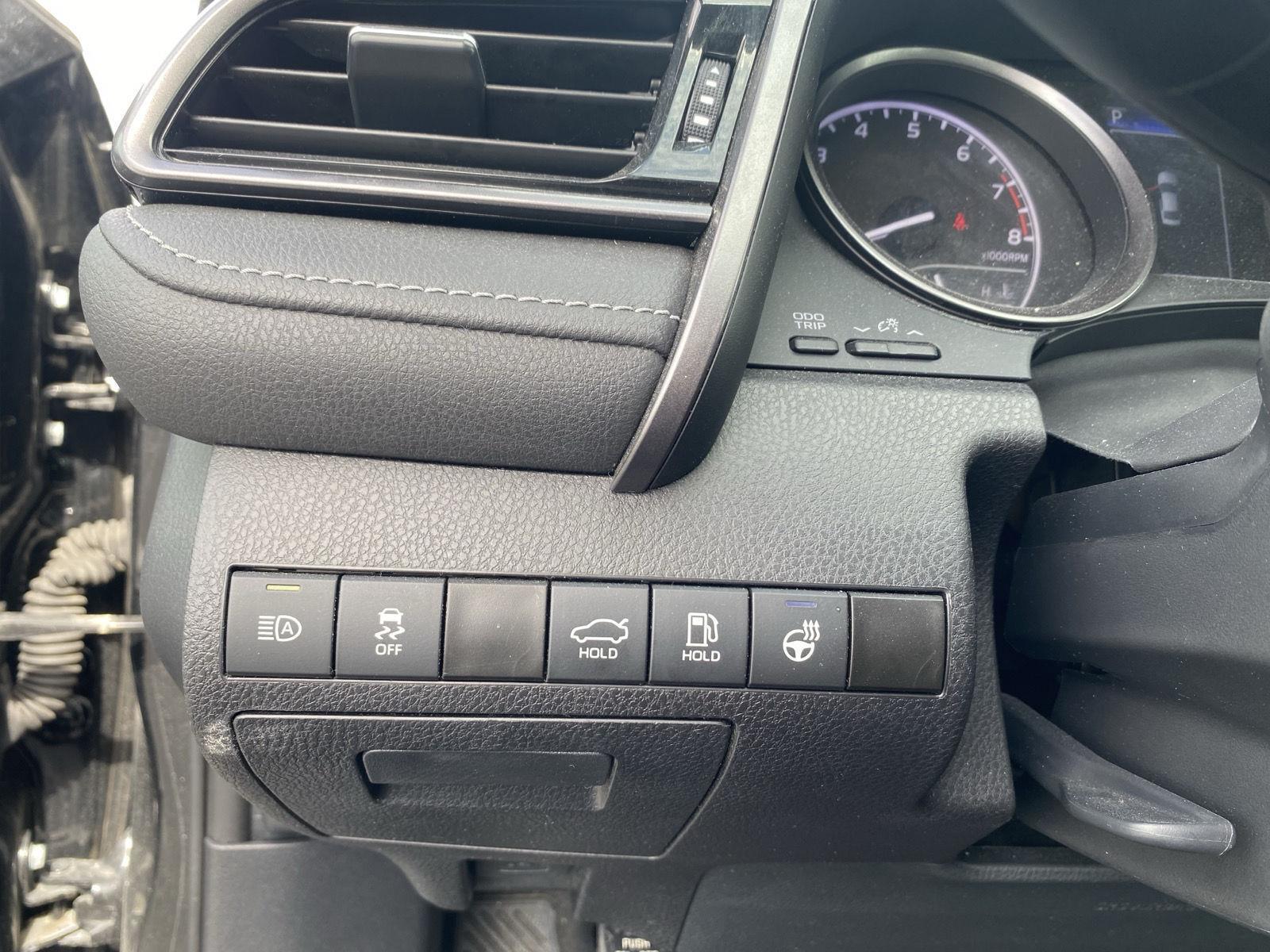 2023 Toyota Camry SE photo 12