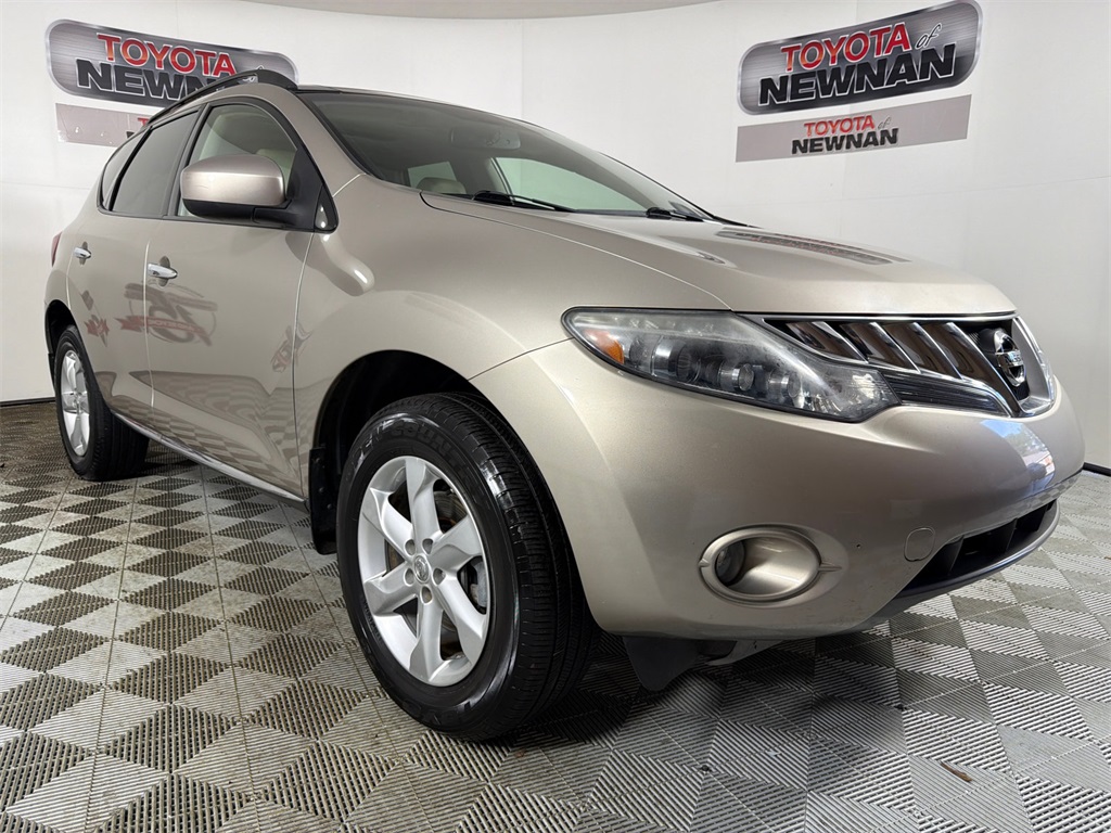 2010 Nissan Murano SL's photo
