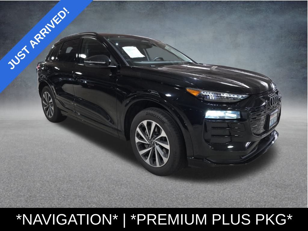 2025 Audi Q6 e-tron Premium Plus's photo