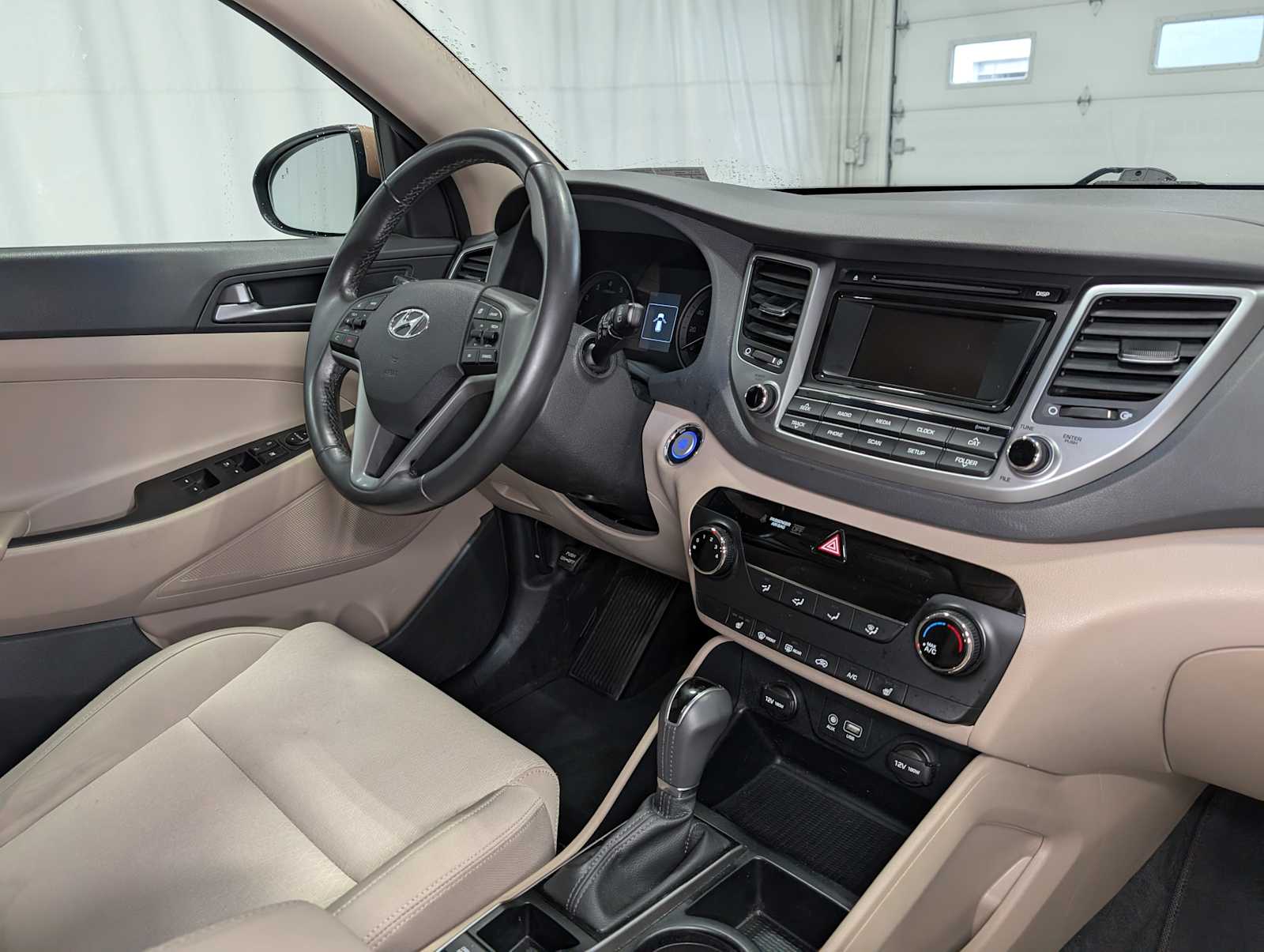 2017 Hyundai Tucson Sport photo 39