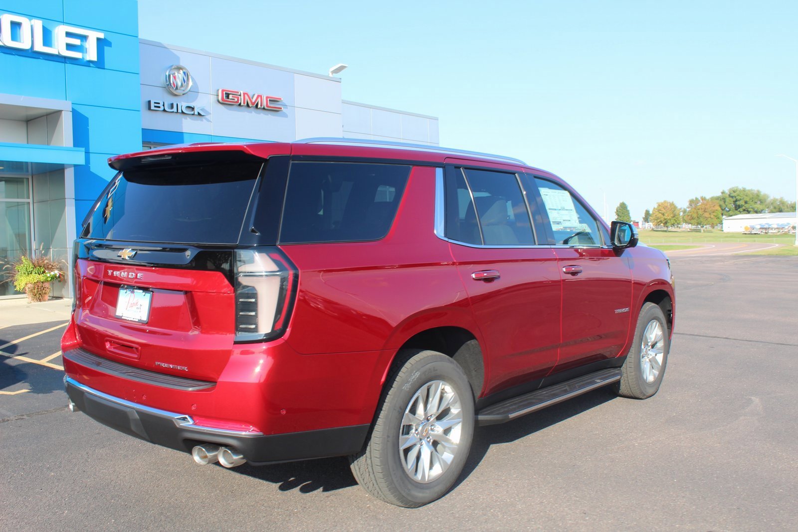 2026 Chevrolet Tahoe Premier's photo