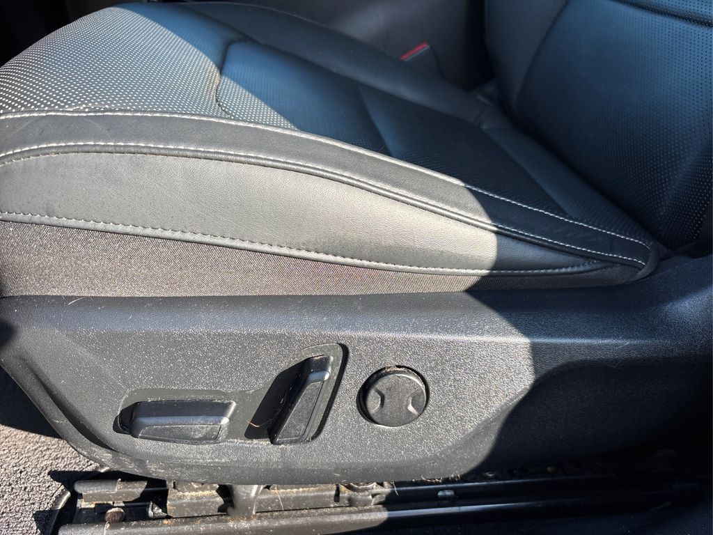 2022 Kia EV6 Wind photo 36