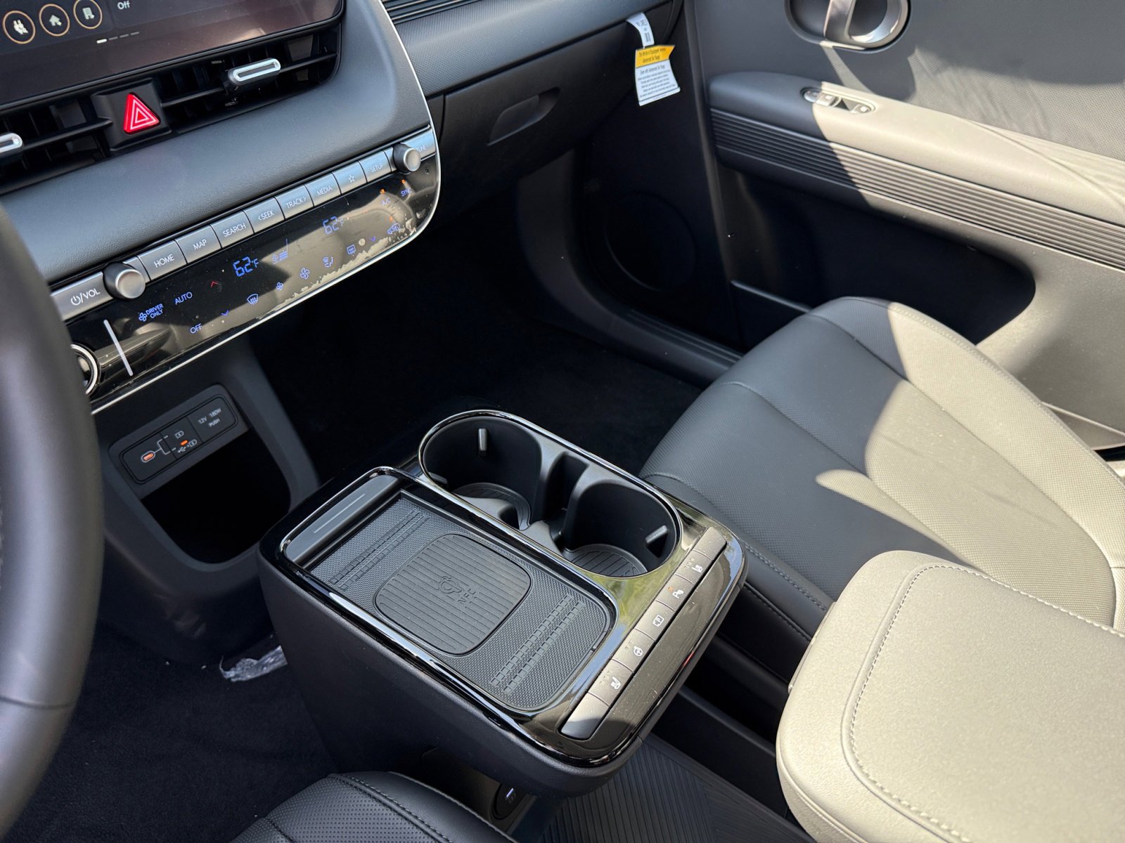 2025 Hyundai Ioniq 5 SEL photo 13