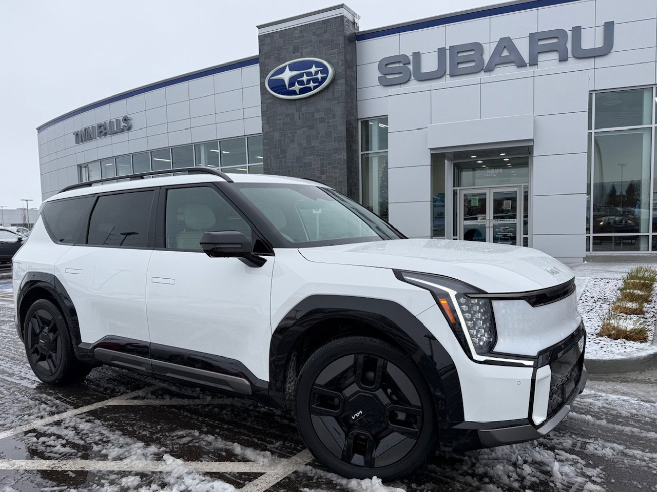 2025 Kia EV9 GT-Line's photo